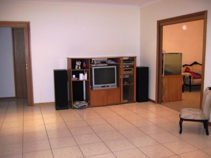 2a Walsh Street, Noble Park VIC 3174