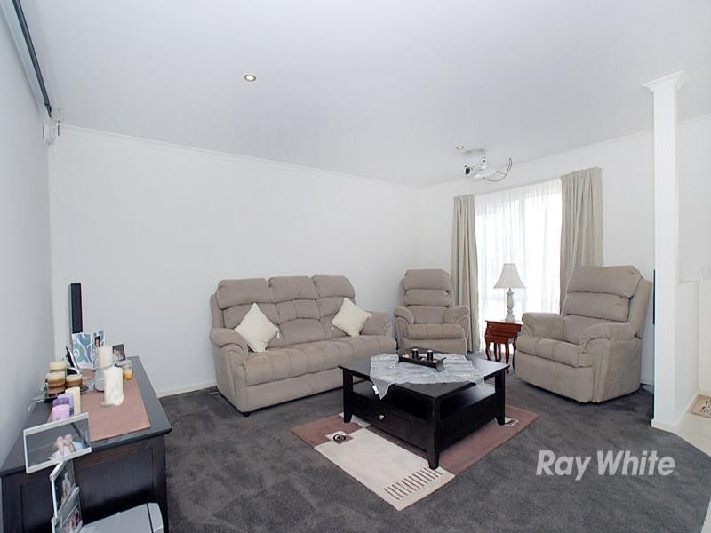 29 Springhill Drive, Cranbourne VIC 3977