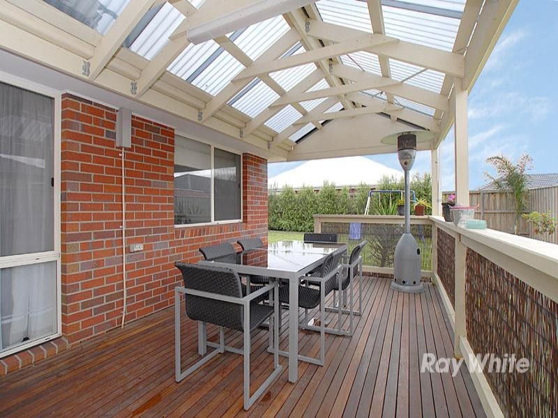 29 Springhill Drive, Cranbourne VIC 3977