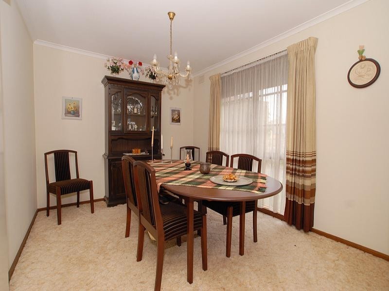 34 Charles Avenue, Hallam VIC 3803