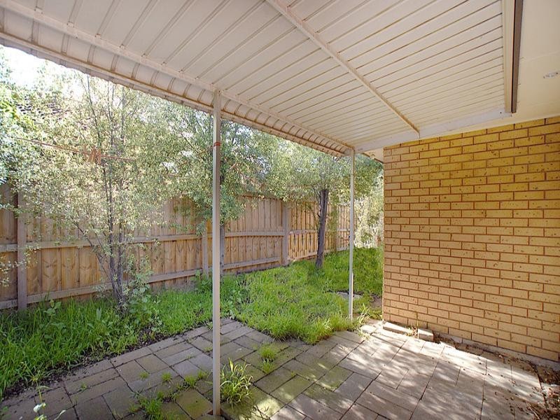 4/1393 Heatherton Road, Dandenong VIC 3175