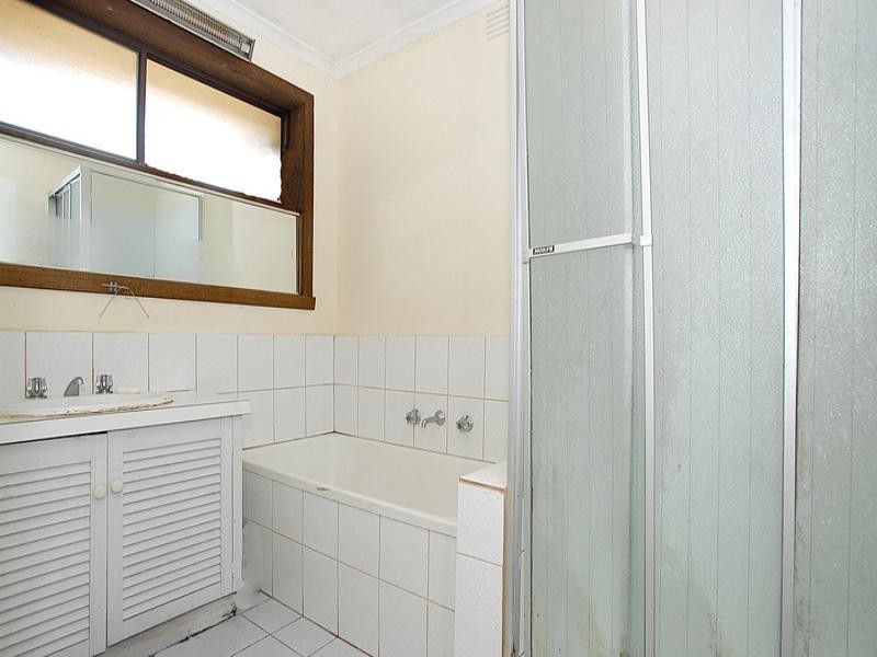 4/1393 Heatherton Road, Dandenong VIC 3175