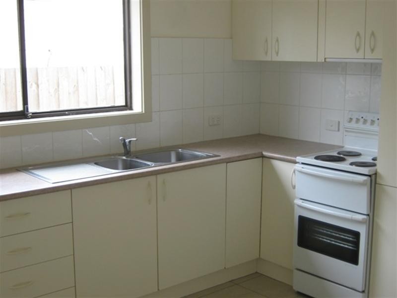 1/118 Kelvinside Road, Noble Park VIC 3174