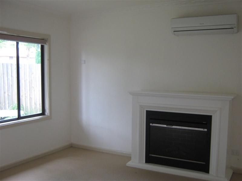 1/118 Kelvinside Road, Noble Park VIC 3174