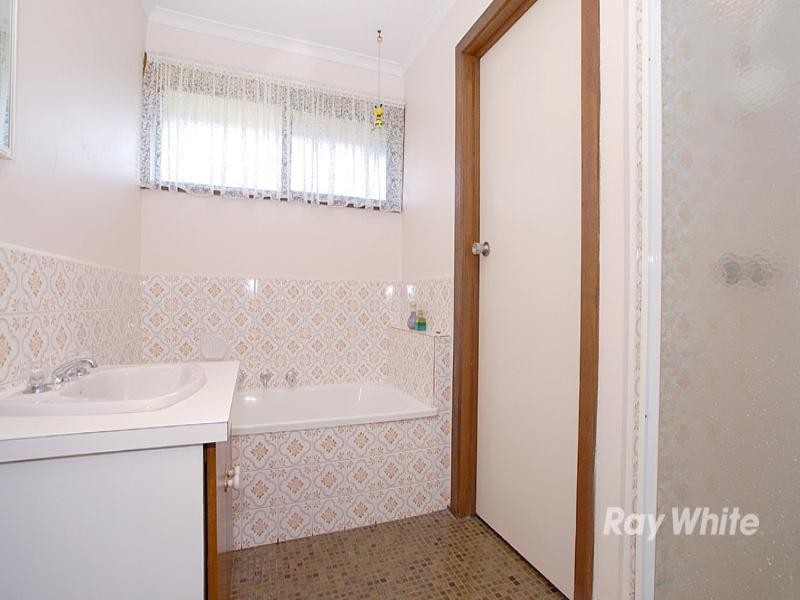 2/60 Bowmore Road, Noble Park VIC 3174