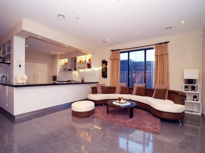 14 Broadwater Drive, Waterways VIC 3195