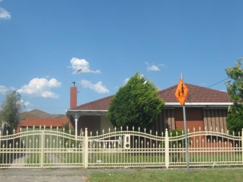 161 Kingsclere Avenue, Keysborough VIC 3173