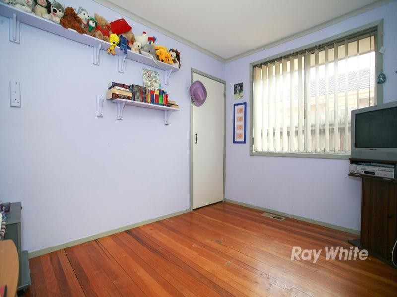 4 Bundeena Avenue, Keysborough VIC 3173