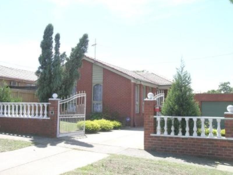 221 Jacksons Road, Noble Park North VIC 3174