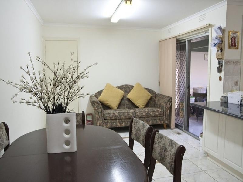 18 Juther Court, Springvale South VIC 3172