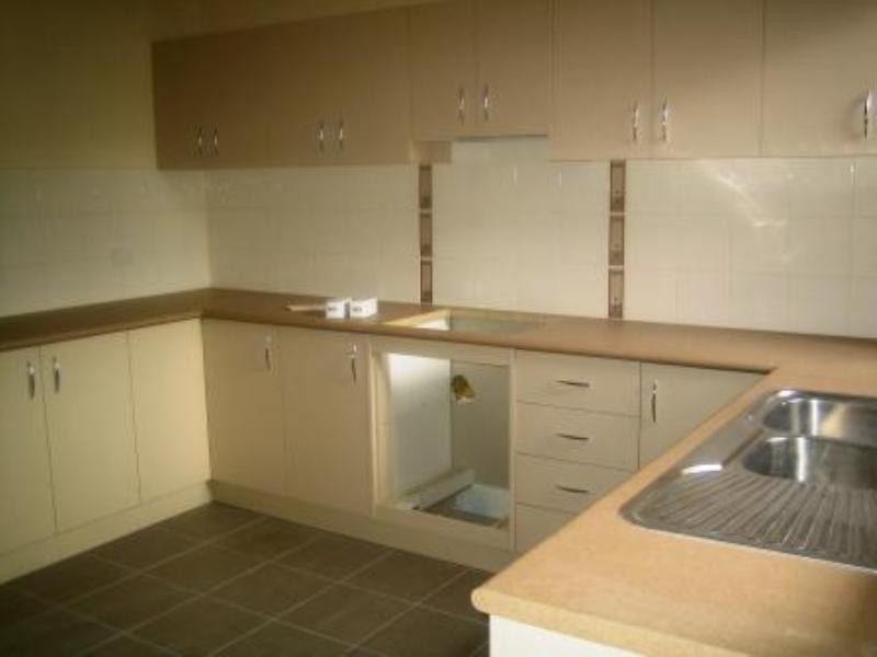 2b Treesbank Avenue, Noble Park VIC 3174