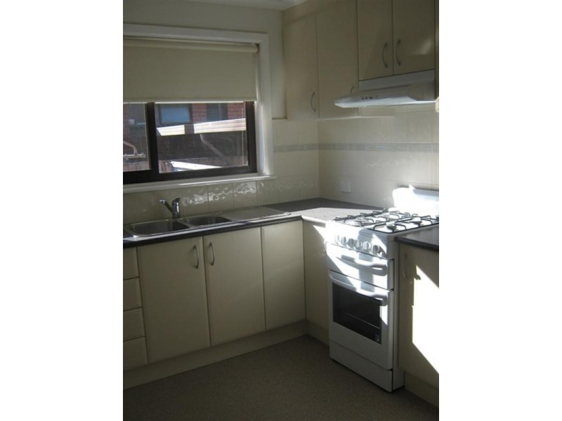 1/15 Maureen Crescent, Noble Park VIC 3174