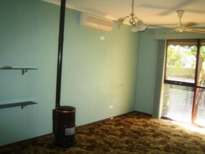 2/12 Kilberry Avenue, Springvale South VIC 3172