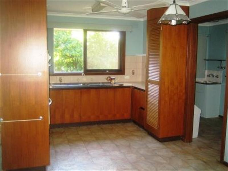 2/12 Kilberry Avenue, Springvale South VIC 3172