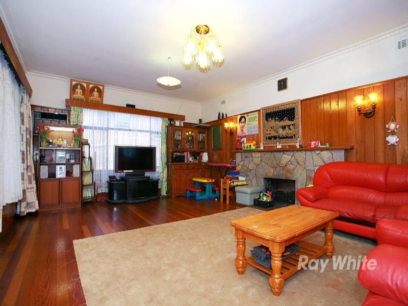 8 Carter Street, Noble Park VIC 3174