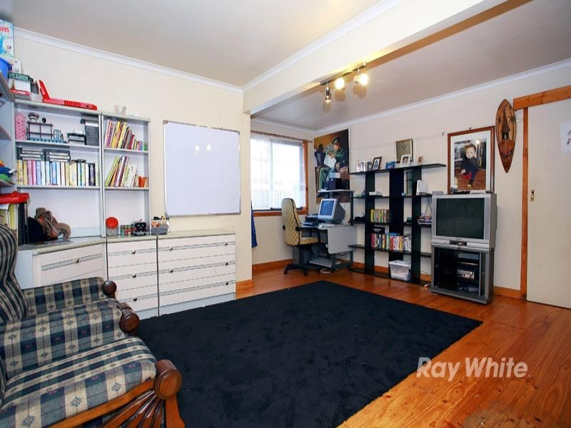 8 Carter Street, Noble Park VIC 3174