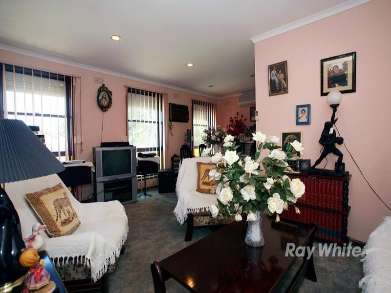 46 Cosier Drive, Noble Park VIC 3174