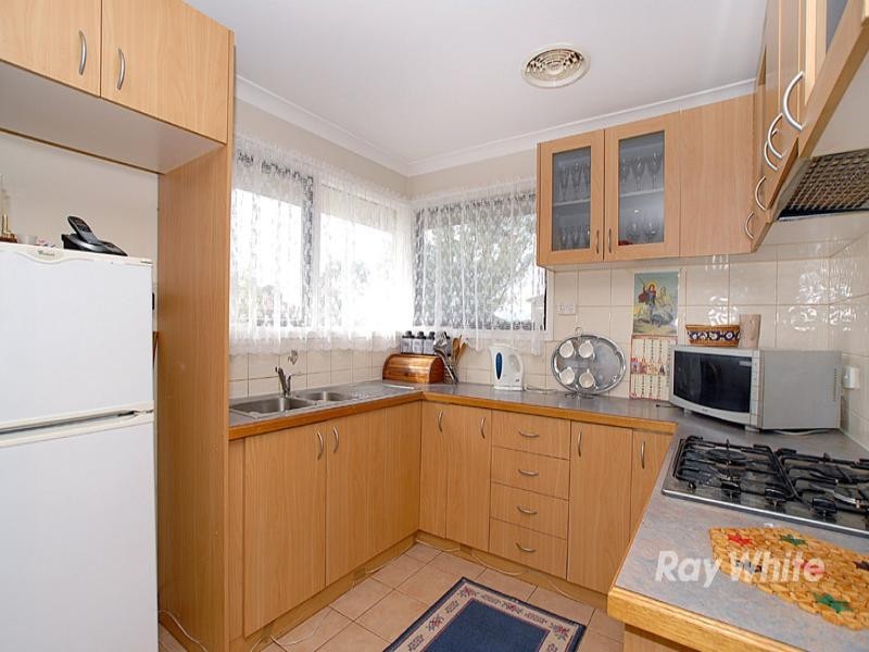 5 Gunns Road, Hallam VIC 3803