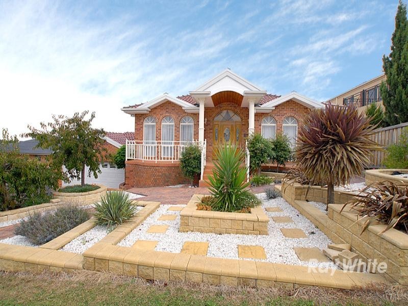 38 Coachwood Crescent, Narre Warren VIC 3805