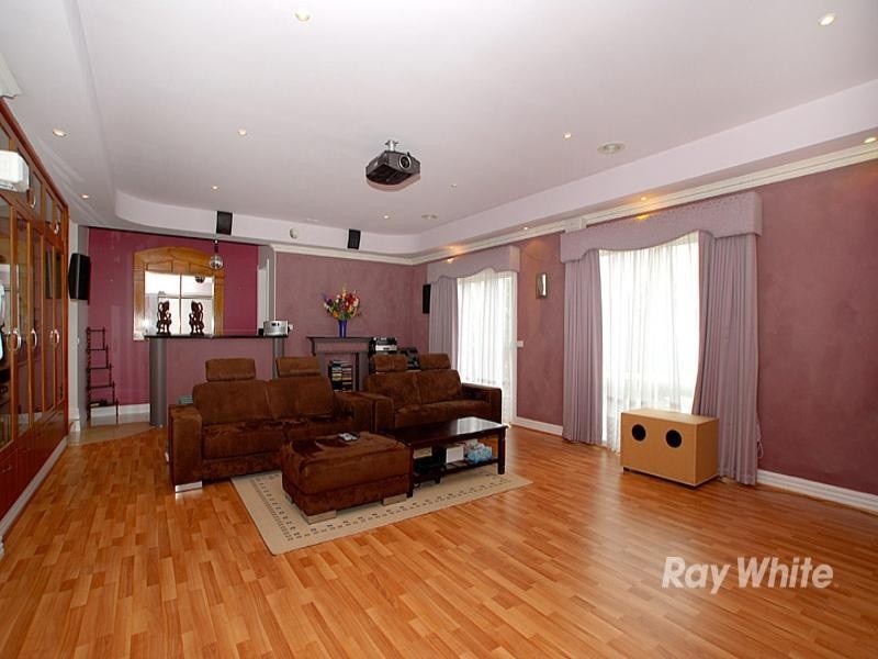 38 Coachwood Crescent, Narre Warren VIC 3805