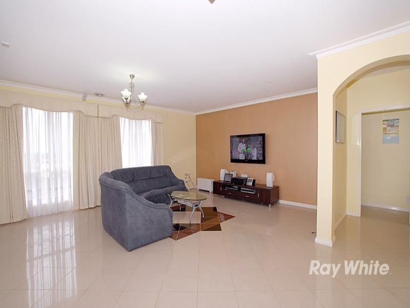 38 Coachwood Crescent, Narre Warren VIC 3805