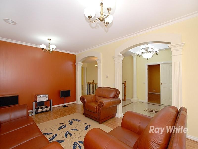 38 Coachwood Crescent, Narre Warren VIC 3805