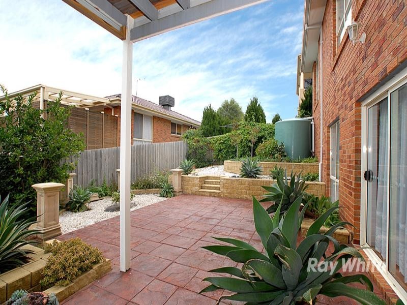 38 Coachwood Crescent, Narre Warren VIC 3805