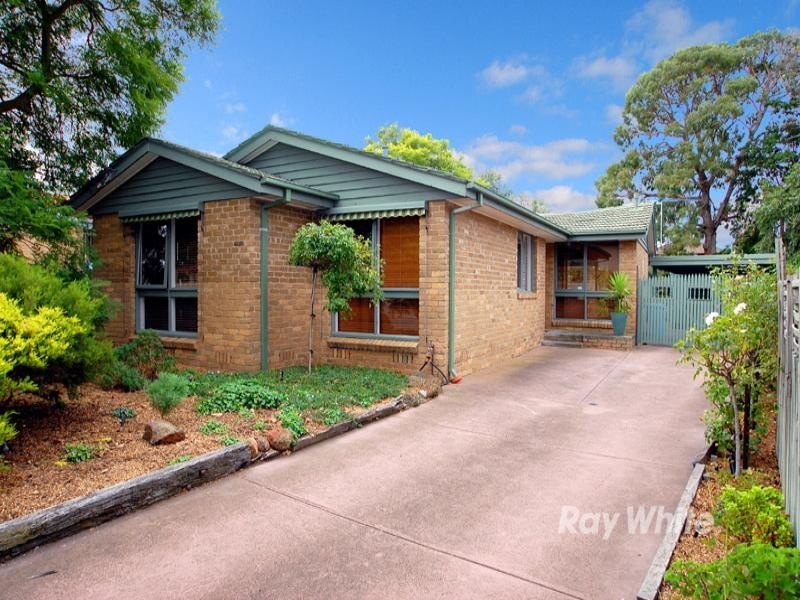 17 Andleon Way, Springvale South VIC 3172