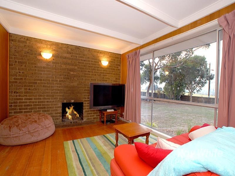 83 Shrives Road, Narre Warren South VIC 3805