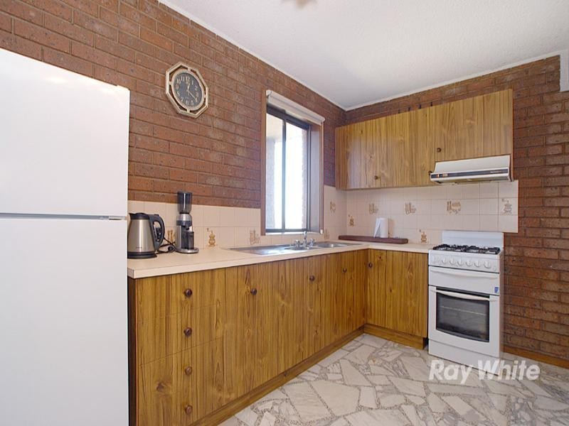 2 Cezanne Crescent, Wheelers Hill VIC 3150