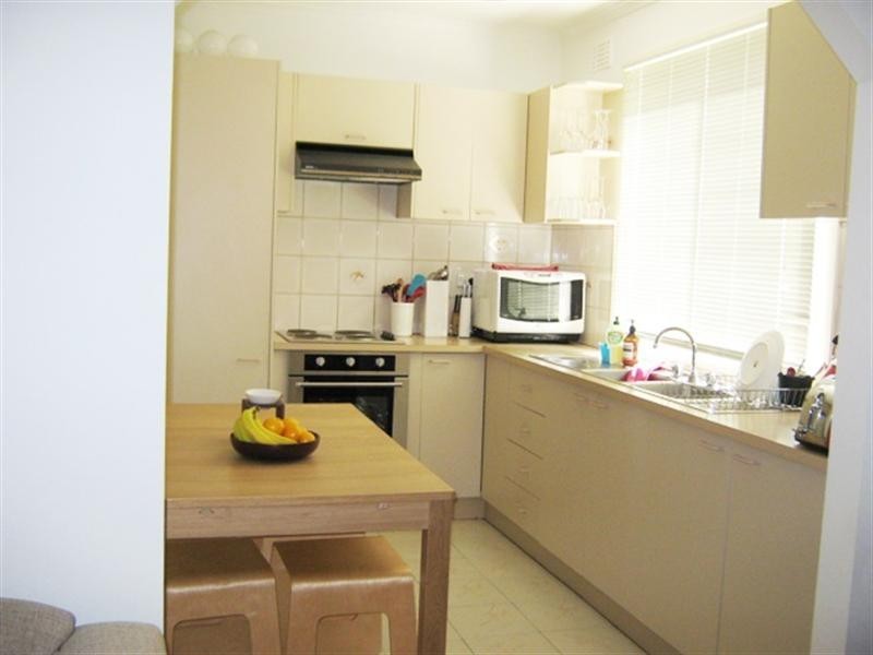 1/4 Phillip Avenue, Springvale VIC 3171