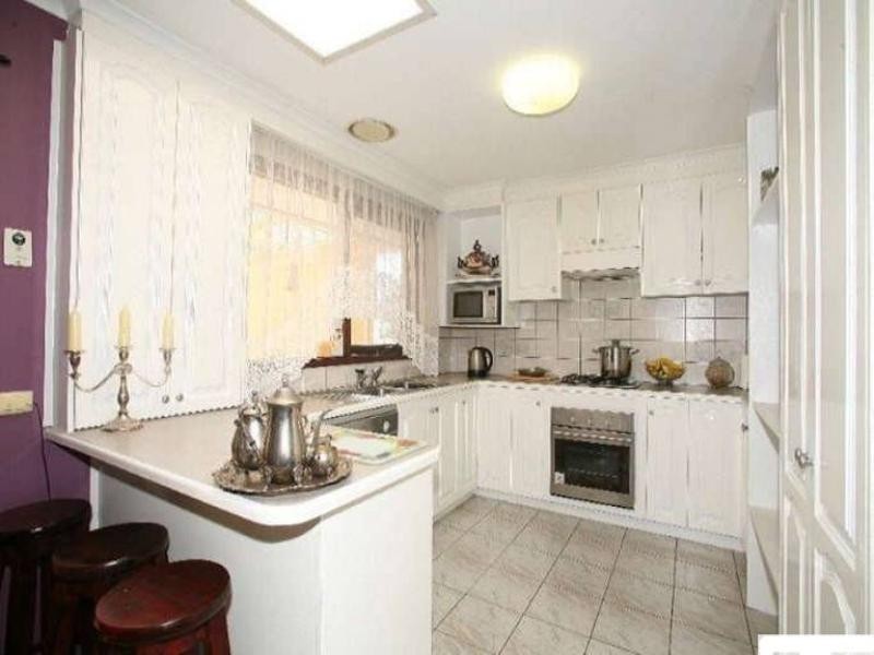 8 Admirala Avenue, Dandenong VIC 3175