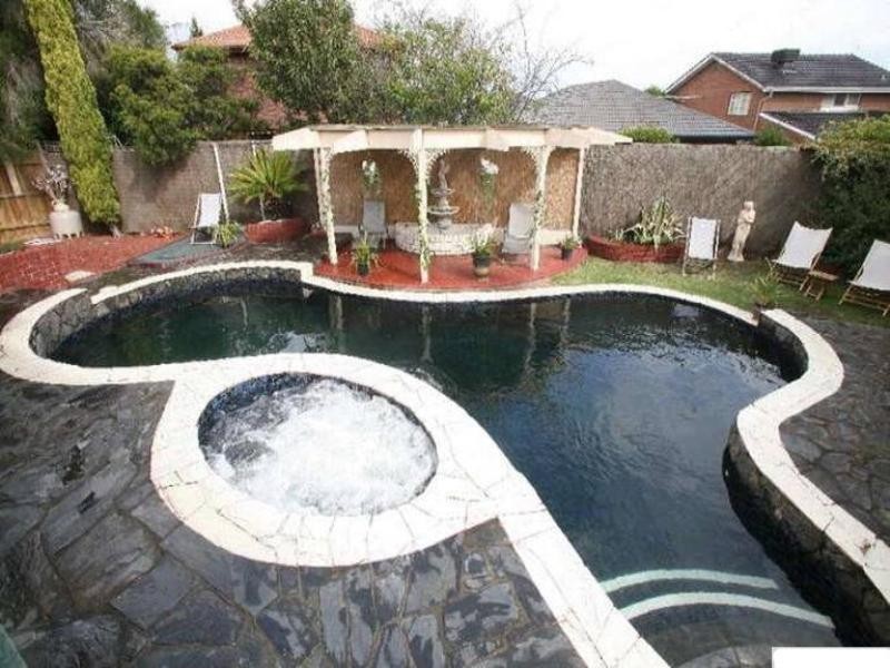 8 Admirala Avenue, Dandenong VIC 3175