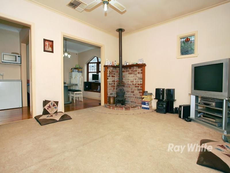 10 Ericksen Street, Springvale VIC 3171