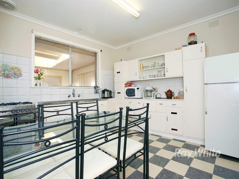 63 Burden Street, Springvale VIC 3171