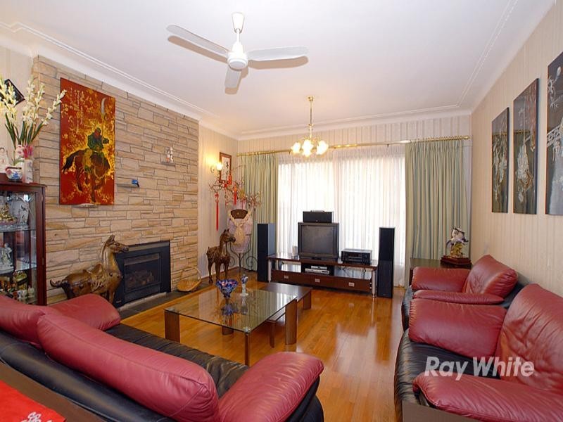 7 Tanjil Court, Dandenong North VIC 3175
