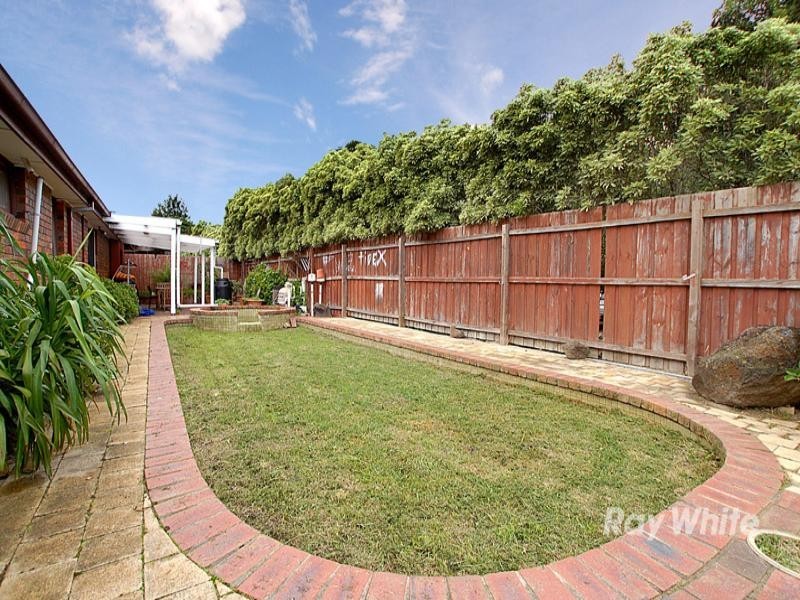 17 Waddington Crescent, Springvale South VIC 3172