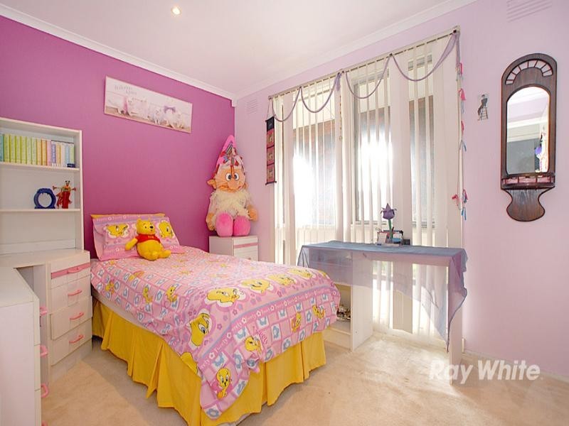 17 Waddington Crescent, Springvale South VIC 3172