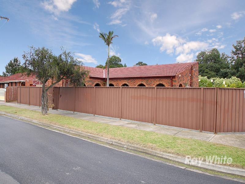 17 Waddington Crescent, Springvale South VIC 3172