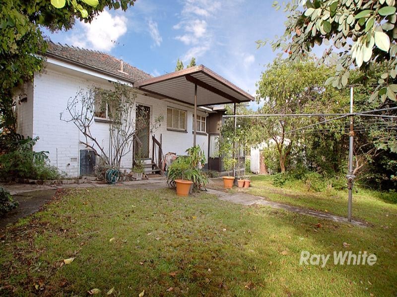 31 Jones Road, Dandenong VIC 3175