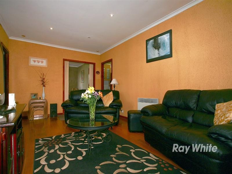 19 Chifley Crescent, Dandenong North VIC 3175