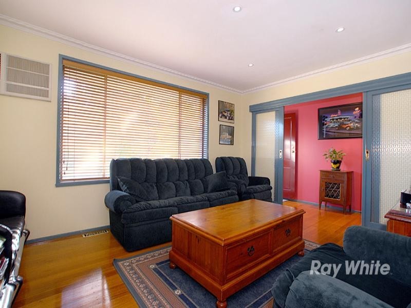 29 Kernot Crescent, Noble Park North VIC 3174