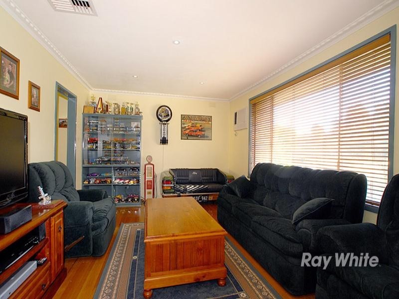 29 Kernot Crescent, Noble Park North VIC 3174