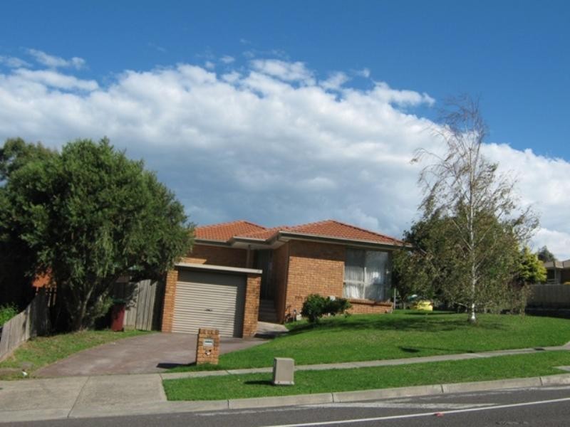 1/40 David Collins Drive, Endeavour Hills VIC 3802