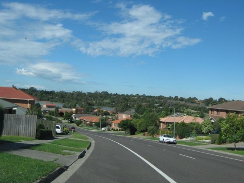 1/40 David Collins Drive, Endeavour Hills VIC 3802