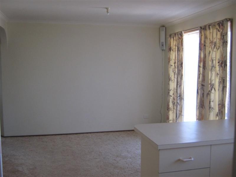 1/40 David Collins Drive, Endeavour Hills VIC 3802