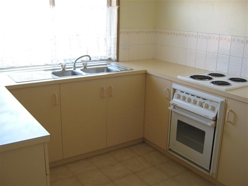 1/40 David Collins Drive, Endeavour Hills VIC 3802