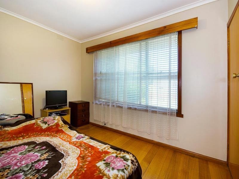 1 Sarona Street, Dandenong VIC 3175