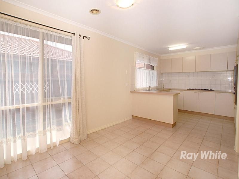 2/12-18 Harold Road, Springvale South VIC 3172