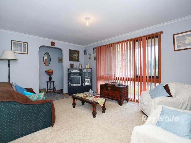 3 Topaz Way, Hampton Park VIC 3976